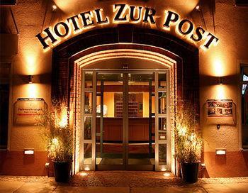 Altstadt Hotel Zur Post Stralsund Esterno foto