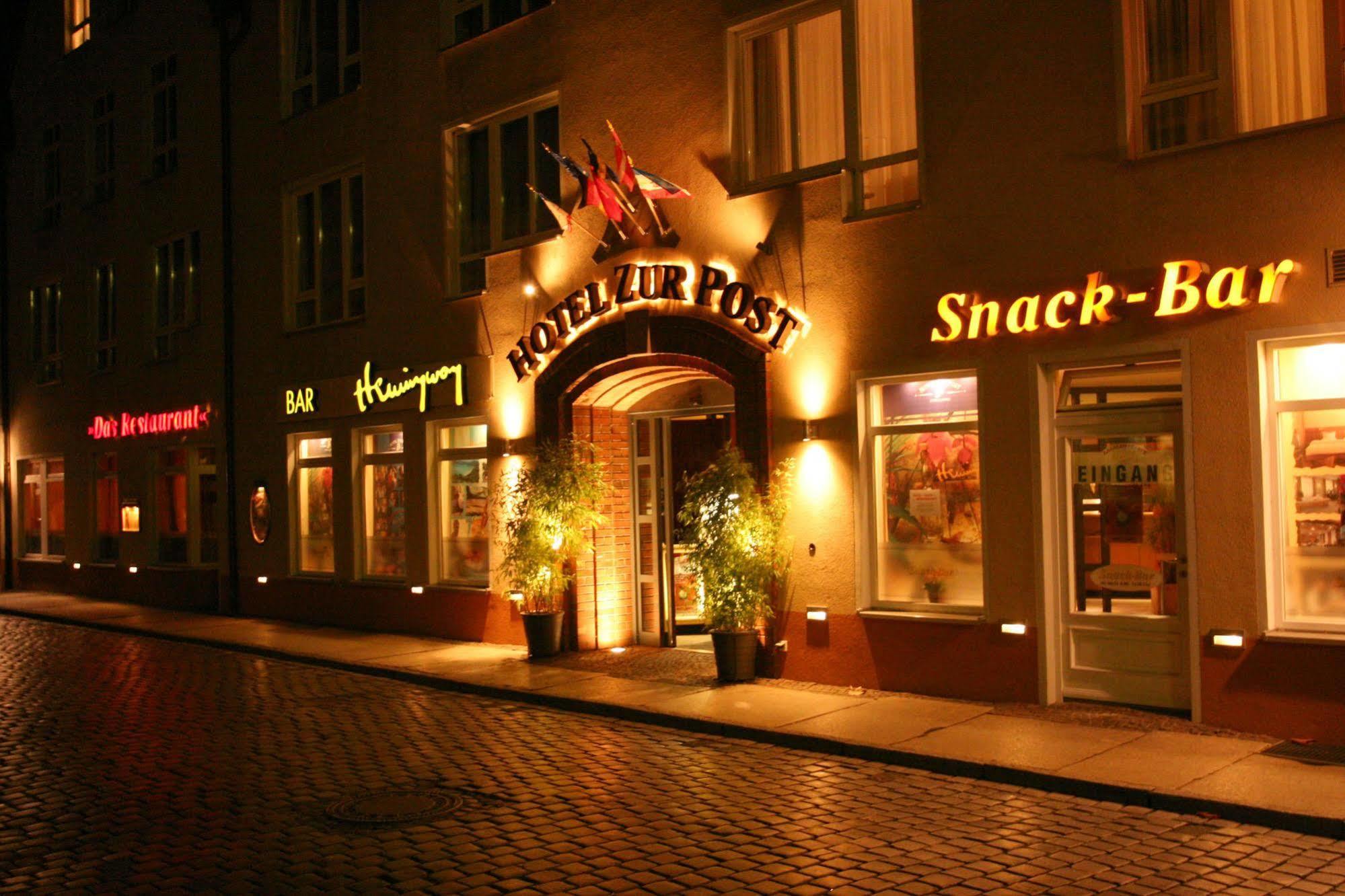 Altstadt Hotel Zur Post Stralsund Esterno foto